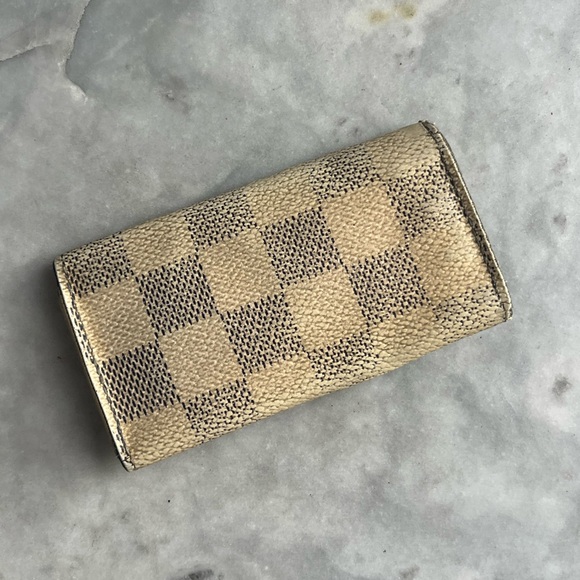 Louis Vuitton Damier Azur Four Key Holder CT3142 - Picture 7 of 16